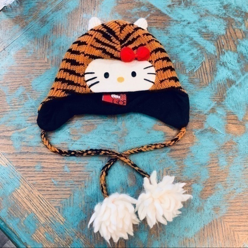 Handmade in Nepal Hello kitty hat
